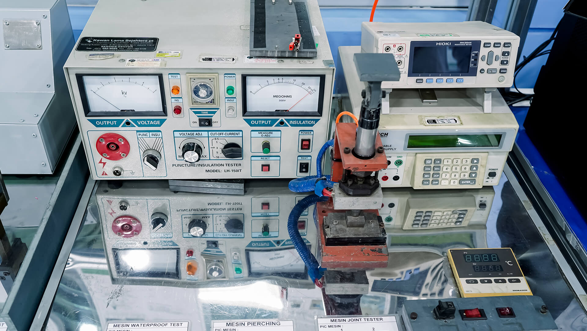 quality assurance control machine test at laboratory of PT Citra Mandiri Wirasakti Indonesia CMW Indonesia